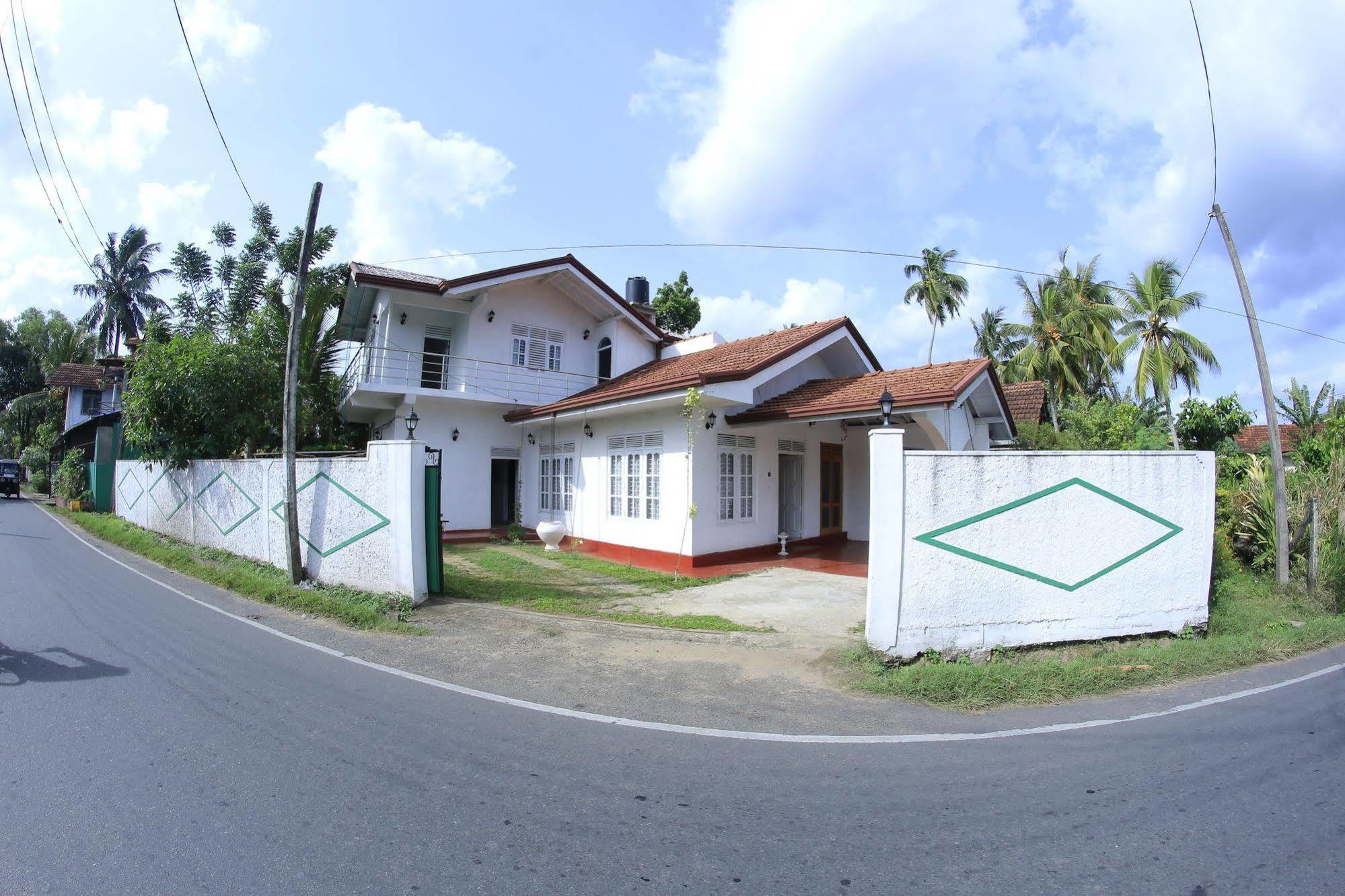 White Villa Weligama Exterior photo